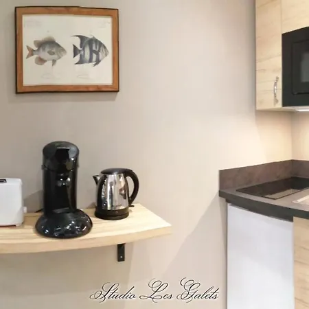 La Venelle Du Bassin *