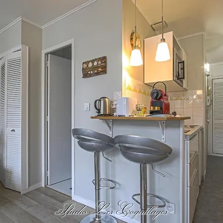 La Venelle Du Bassin Апартаменты