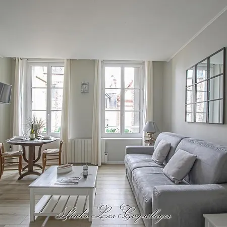 La Venelle Du Bassin *