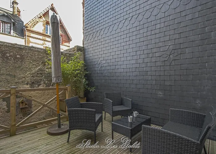 La Venelle Du Bassin