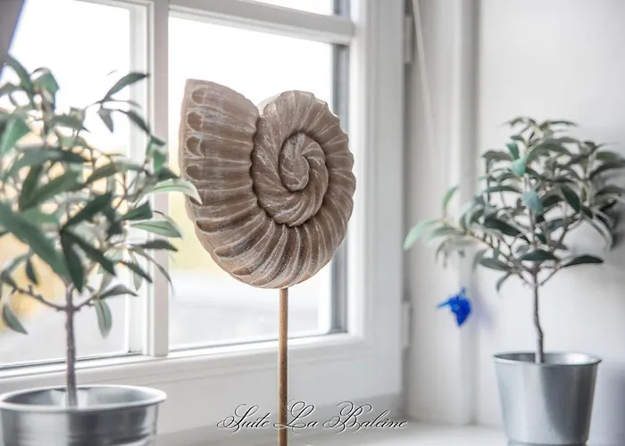 La Venelle Du Bassin *